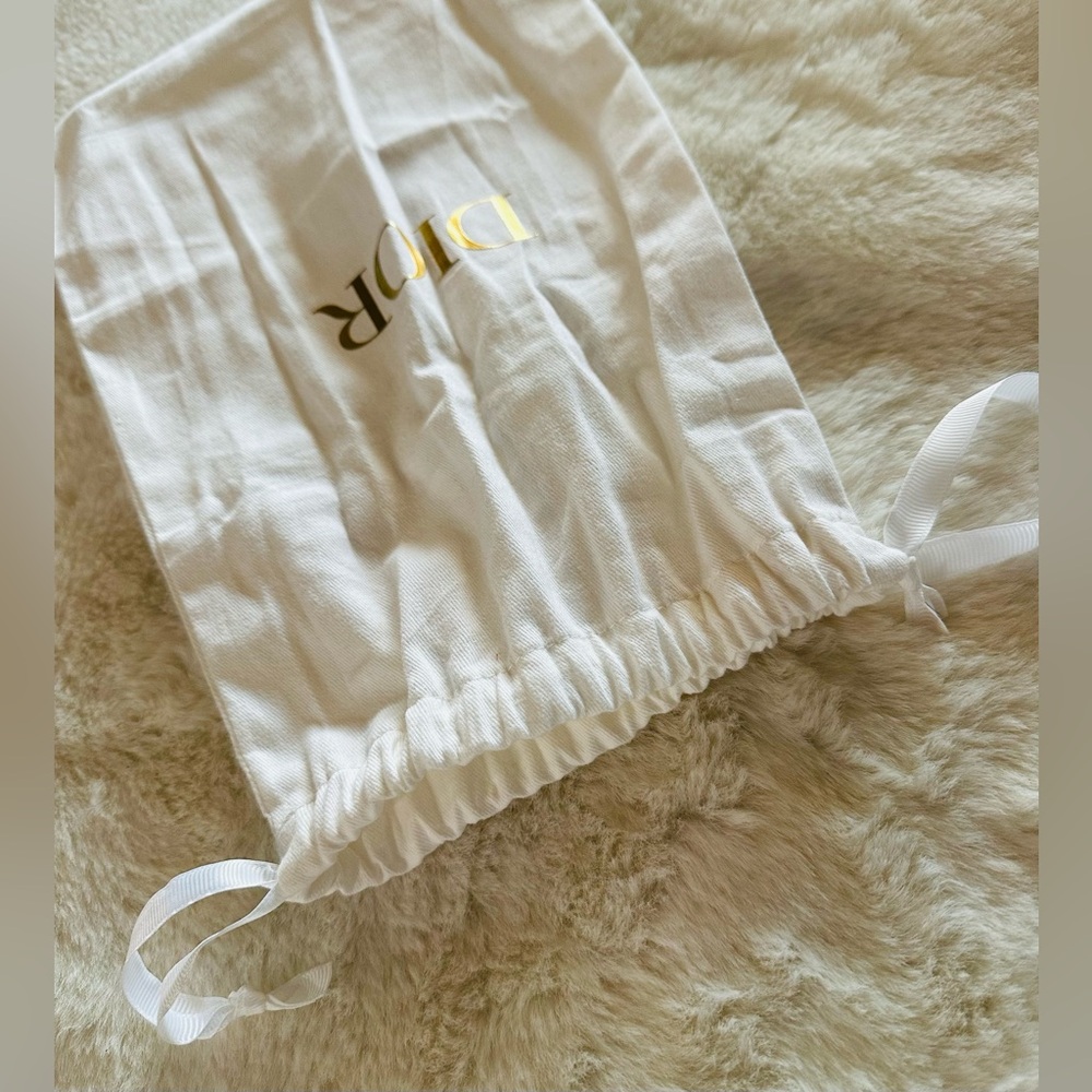Dior Draw String Dust Bag - Picture 4 of 5